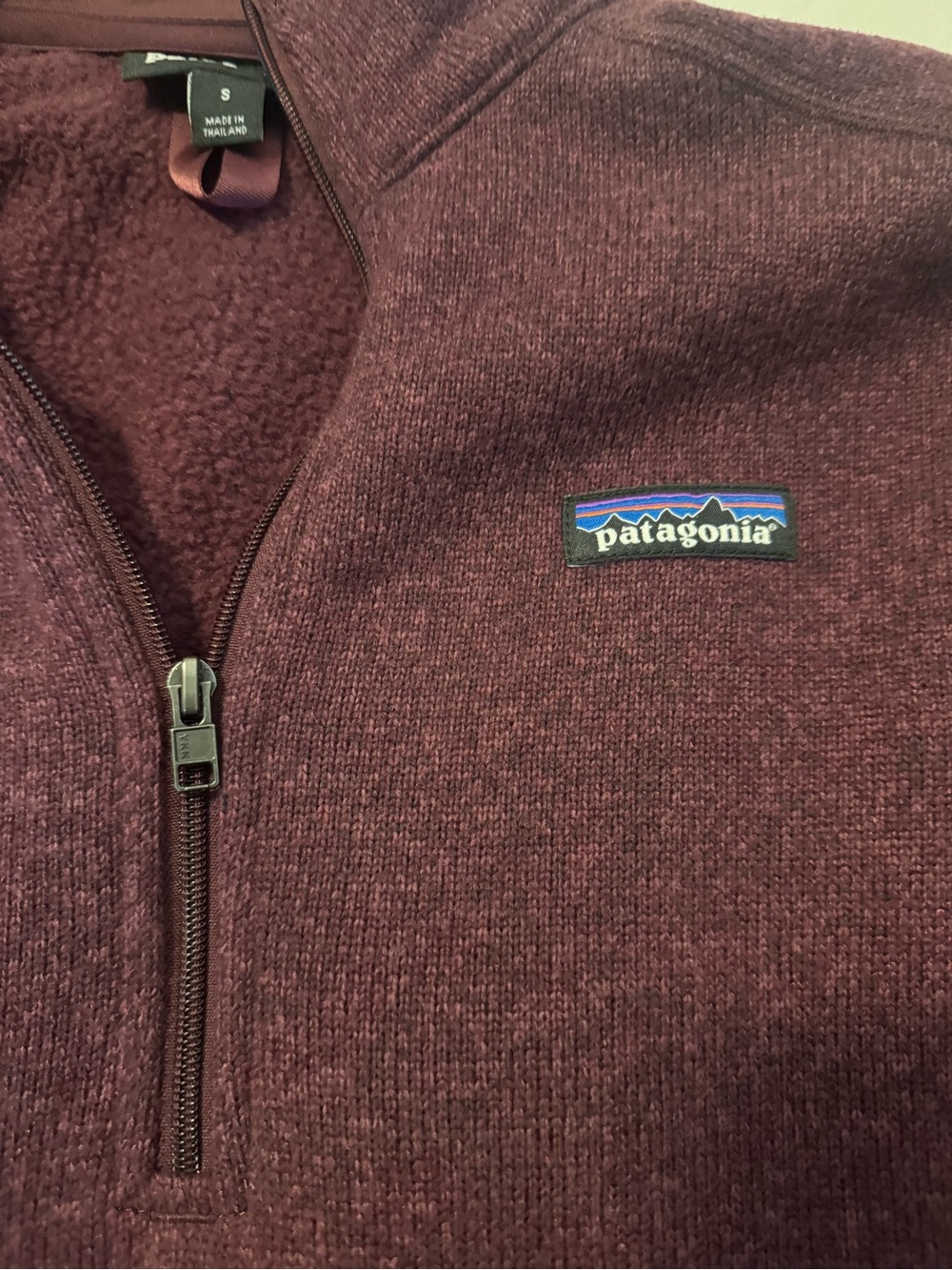 Patagonia women’s Quarter-Zip Fleece Sweater - Maroon